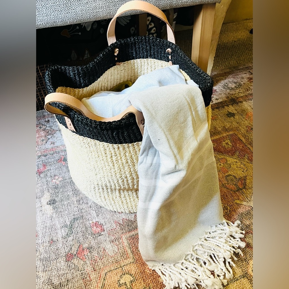 Woven Sisal Basket with Leather Handles - Picture 9 of 10
